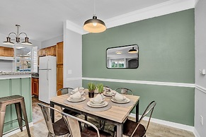 Runaway Beach Club Resort