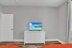 Runaway Beach Club Resort