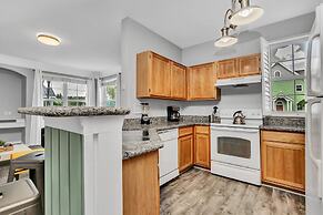 Runaway Beach Club Resort