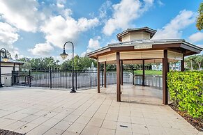 Runaway Beach Club Resort