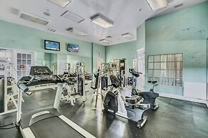 Runaway Beach Club Resort