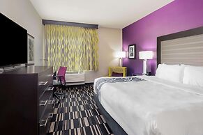 La Quinta Inn & Suites by Wyndham McAllen Convention Center