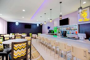 La Quinta Inn & Suites by Wyndham McAllen Convention Center