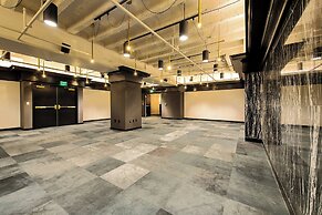 WATERMARK Baton Rouge, Autograph Collection