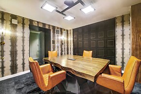 WATERMARK Baton Rouge, Autograph Collection