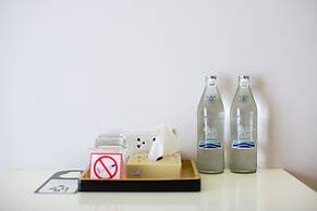 Snoozz Hotel - Hostel