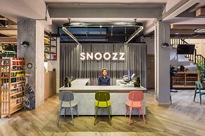 Snoozz Hotel - Hostel