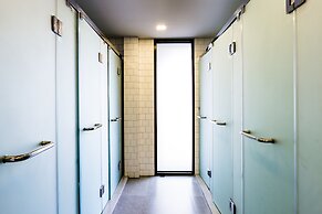 Snoozz Hotel - Hostel