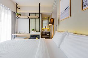 Snoozz Hotel - Hostel