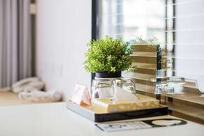 Snoozz Hotel - Hostel