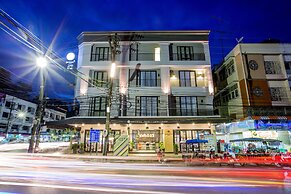 Snoozz Hotel - Hostel