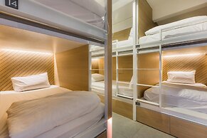 Snoozz Hotel - Hostel