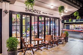 Snoozz Hotel - Hostel