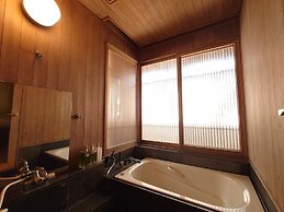 Taisenkaku