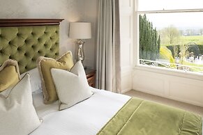 Roundthorn Country House and Luxury Apartments