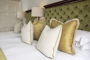 Roundthorn Country House and Luxury Apartments