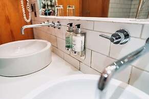 The Bull and Townhouse, Beaumaris- The Inn Collection Group