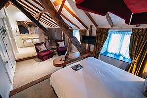 The Bull and Townhouse, Beaumaris- The Inn Collection Group