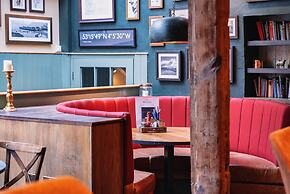 The Bull and Townhouse, Beaumaris- The Inn Collection Group