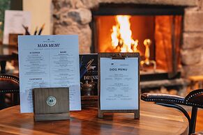 The Bull and Townhouse, Beaumaris- The Inn Collection Group