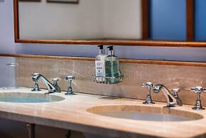 The Bull and Townhouse, Beaumaris- The Inn Collection Group