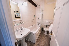 The Bull and Townhouse, Beaumaris- The Inn Collection Group