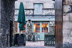 The Bull and Townhouse, Beaumaris- The Inn Collection Group