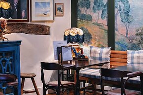 The Bull and Townhouse, Beaumaris- The Inn Collection Group