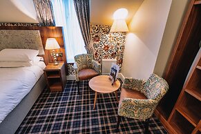 The Bull and Townhouse, Beaumaris- The Inn Collection Group