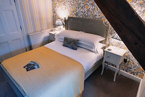 The Bull and Townhouse, Beaumaris- The Inn Collection Group