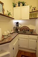 Goodbread House Bed & Breakfast Inn