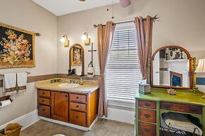 Goodbread House Bed & Breakfast Inn