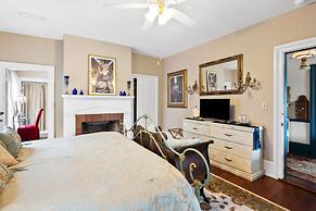 Goodbread House Bed & Breakfast Inn