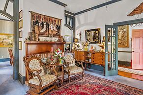 Goodbread House Bed & Breakfast Inn