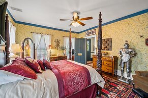 Goodbread House Bed & Breakfast Inn