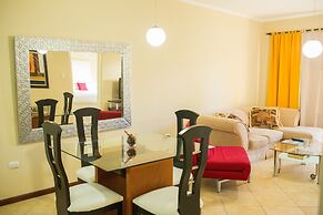 Gold Coast Luxurious and Stylish Condo