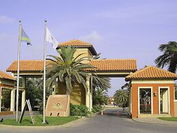 Gold Coast Luxurious and Stylish Condo