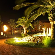 Gold Coast Luxurious and Stylish Condo