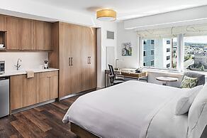 Element by Westin Calgary Airport