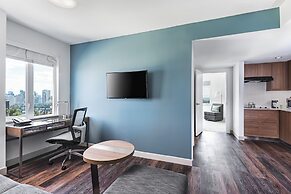 Element by Westin Calgary Airport