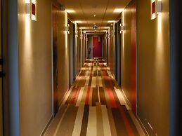 ibis Sens Hotel