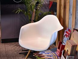 ibis Sens Hotel
