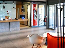 ibis Sens Hotel