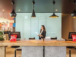 ibis Sens Hotel