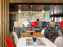 ibis Sens Hotel