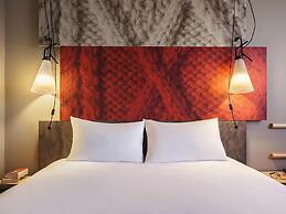 ibis Sens Hotel