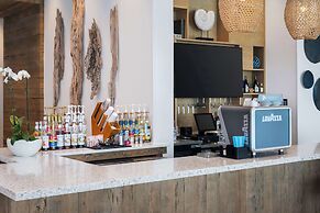 Best Western Premier The Tides