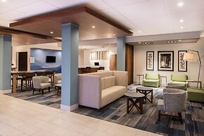 Holiday Inn Express & Suites Kingdom City by IHG