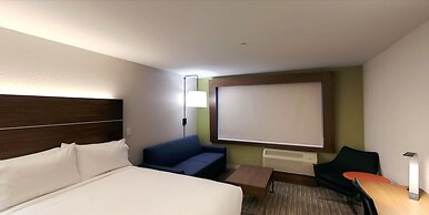 Holiday Inn Express & Suites Detroit Northwest - Livonia, an IHG Hotel