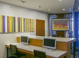 Holiday Inn Express & Suites Detroit Northwest - Livonia by IHG